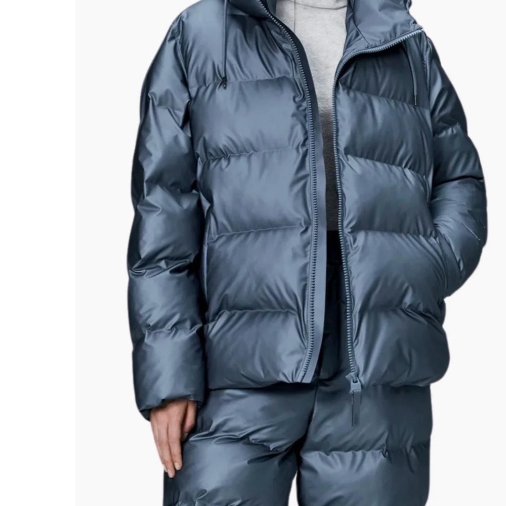 Rains Alta Short Puffer Jacket - Picture 2 of 6
